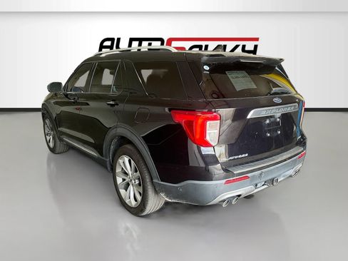Used 2021 Ford Explorer Platinum w/ Equipment Group 601A AWD/4WD image 5