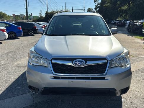 Used 2016 Subaru Forester 2.5i Premium w/ All-Weather Package AWD/4WD image 8