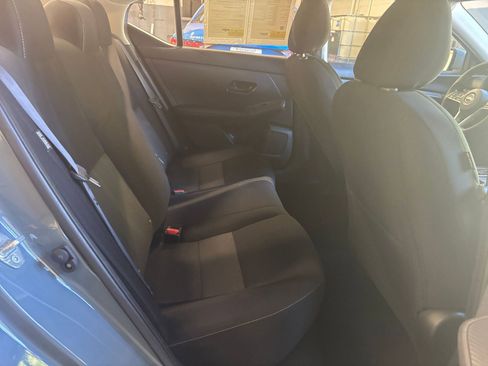 Used 2024 Nissan Sentra SV image 36