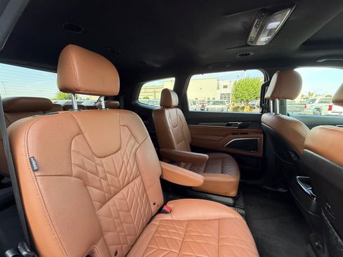 Used 2025 Kia Telluride EX X-Line AWD/4WD image 18