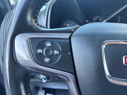 Used 2022 GMC Canyon AT4 image 12