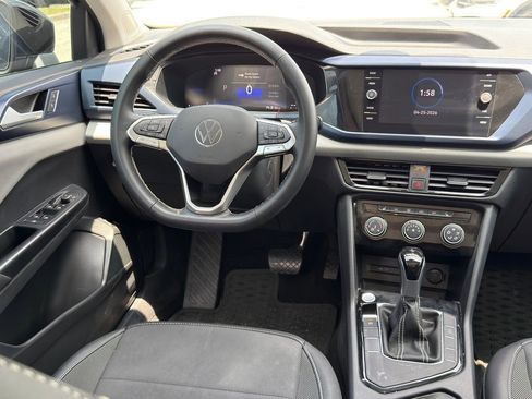 Used 2023 Volkswagen Taos SE w/ Panoramic Sunroof Package FWD image 23