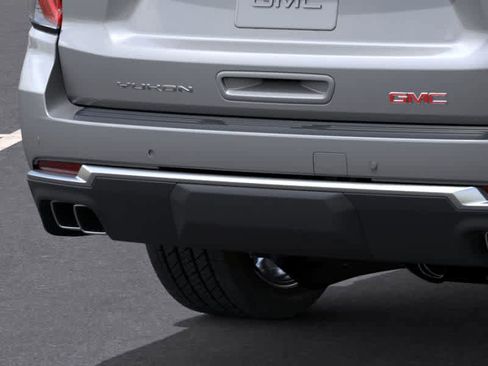 New 2026 GMC Yukon XL Denali w/ Denali Reserve Package image 14
