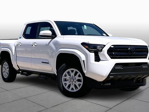 New 2026 Toyota Tacoma SR5 AWD/4WD image 2
