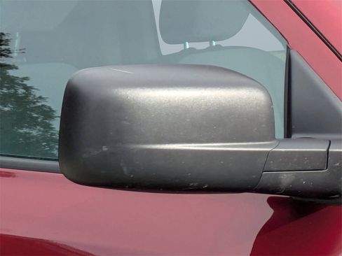 Used 2024 RAM 1500 Classic SLT image 11