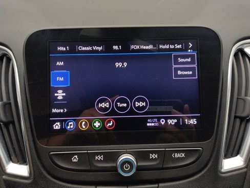 Used 2021 Chevrolet Malibu LT FWD image 25