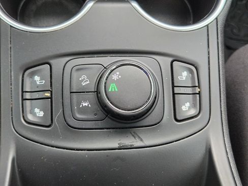 Used 2021 GMC Terrain SLT FWD image 27