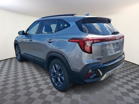 Used 2024 Kia Seltos S AWD/4WD image 4