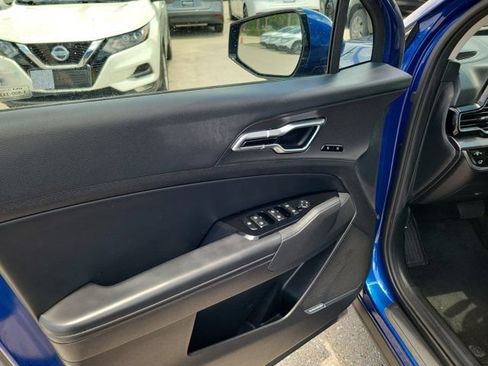 Used 2025 Kia Sportage SX FWD image 19