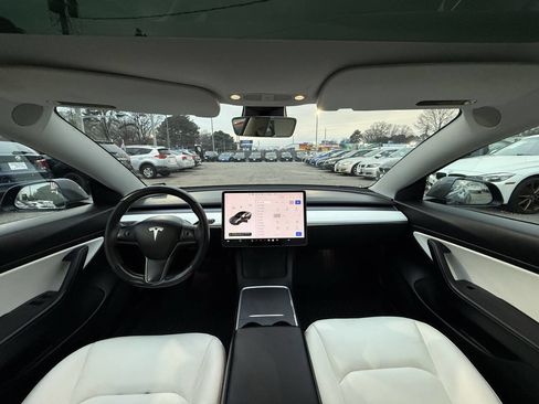 Used 2021 Tesla Model 3 Long Range image 9