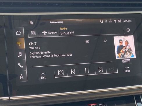 Used 2021 Audi Q8 Prestige w/ Prestige Package image 27