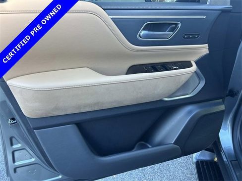 Certified 2025 INFINITI QX80 Sensory image 18