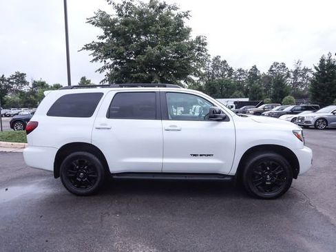 Used 2022 Toyota Sequoia TRD Sport AWD/4WD image 9