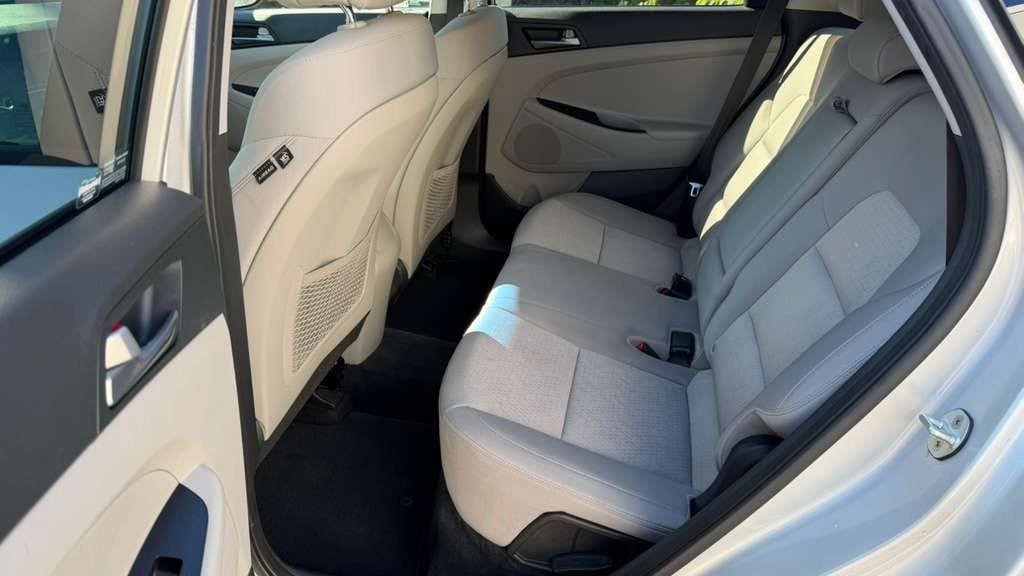 Used 2017 Hyundai Tucson SE w/ SE Popular Package 02 AWD/4WD image 19