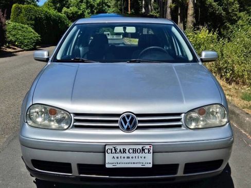 Used 2002 Volkswagen Golf GLS image 9