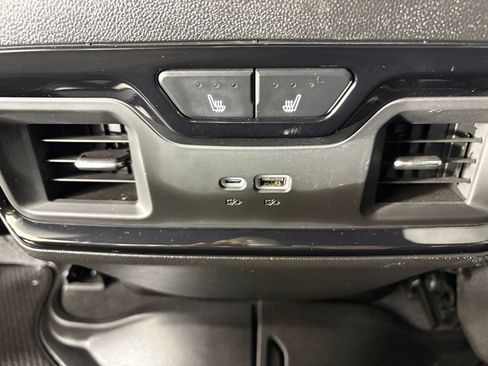 Used 2025 GMC Sierra 1500 AT4 AWD/4WD image 38