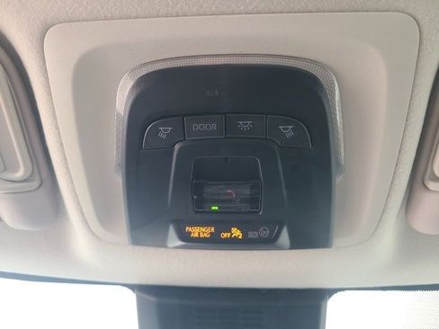 Used 2024 Toyota Corolla LE image 30