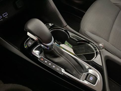 Used 2024 Buick Encore GX Preferred AWD/4WD image 43