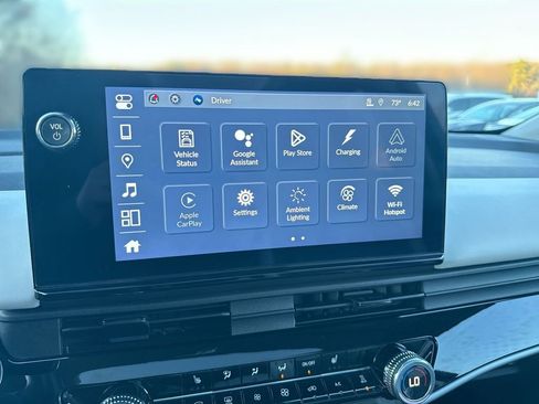 Used 2024 Honda Prologue Touring image 12