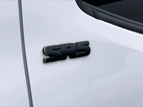 Used 2020 Toyota Tacoma SR5 w/ Blackout Package image 9