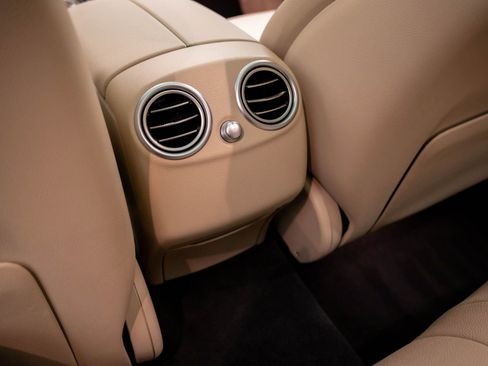 Used 2021 Mercedes-Benz GLC 300 4MATIC image 19