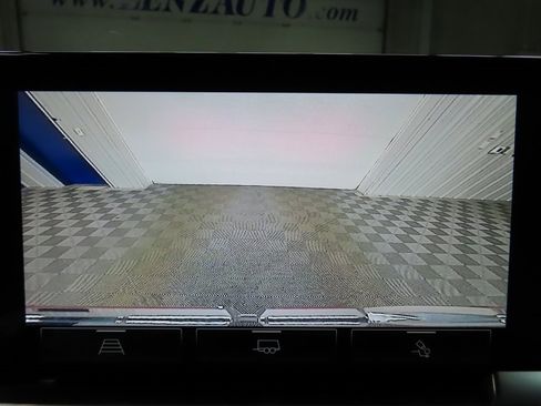 Used 2024 GMC Sierra 1500 SLT w/ SLT Convenience Package image 15