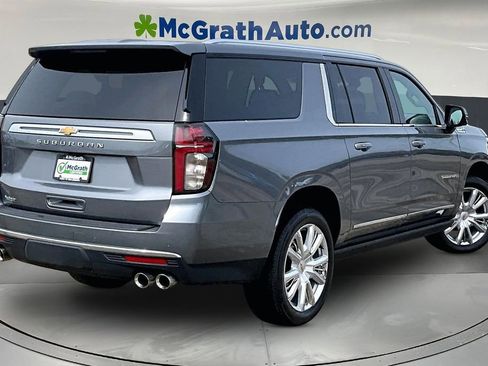 Used 2021 Chevrolet Suburban High Country w/ Premium Package AWD/4WD image 6
