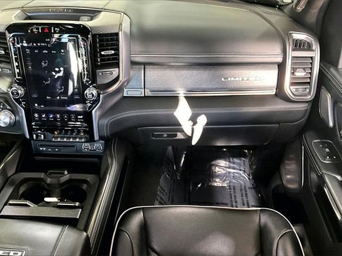 Used 2019 RAM 1500 Limited image 26