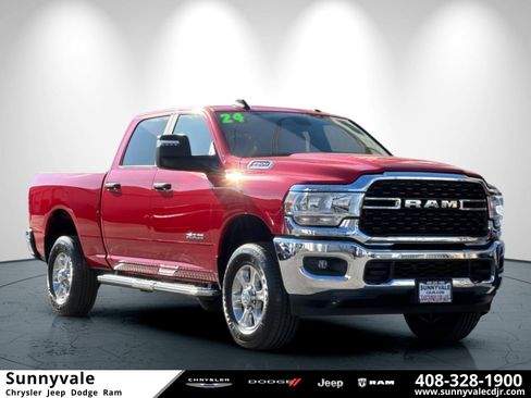 Used 2024 RAM 2500 Big Horn w/ Bed Utility Group image 1