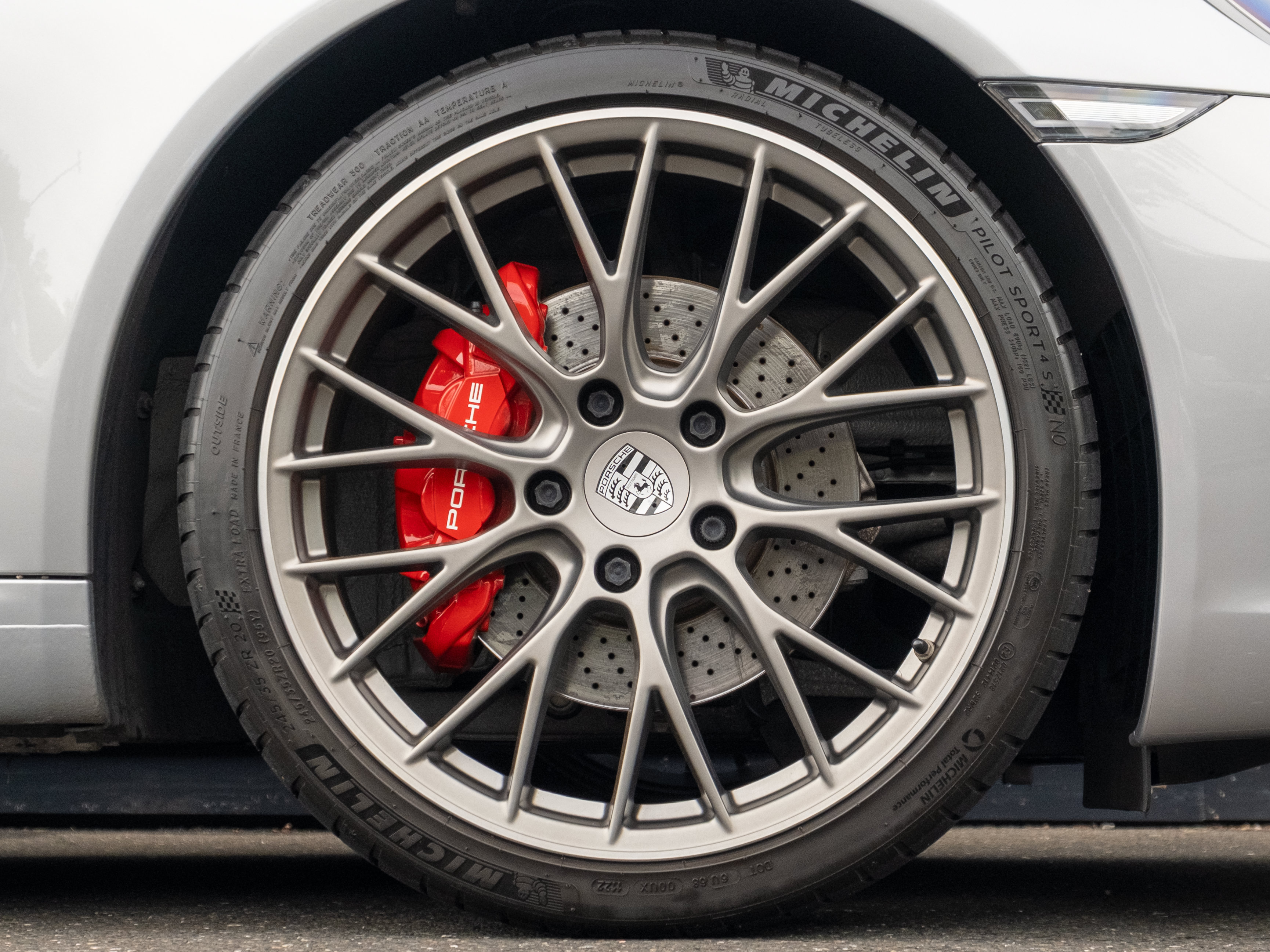 Certified 2019 Porsche 911 Carrera RWD image 15