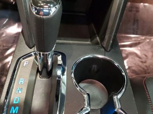 Used 2016 Chevrolet Equinox LTZ w/ Enhanced Convenience Package image 25