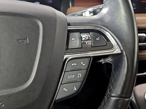 Certified 2022 Lincoln Nautilus Reserve image 24