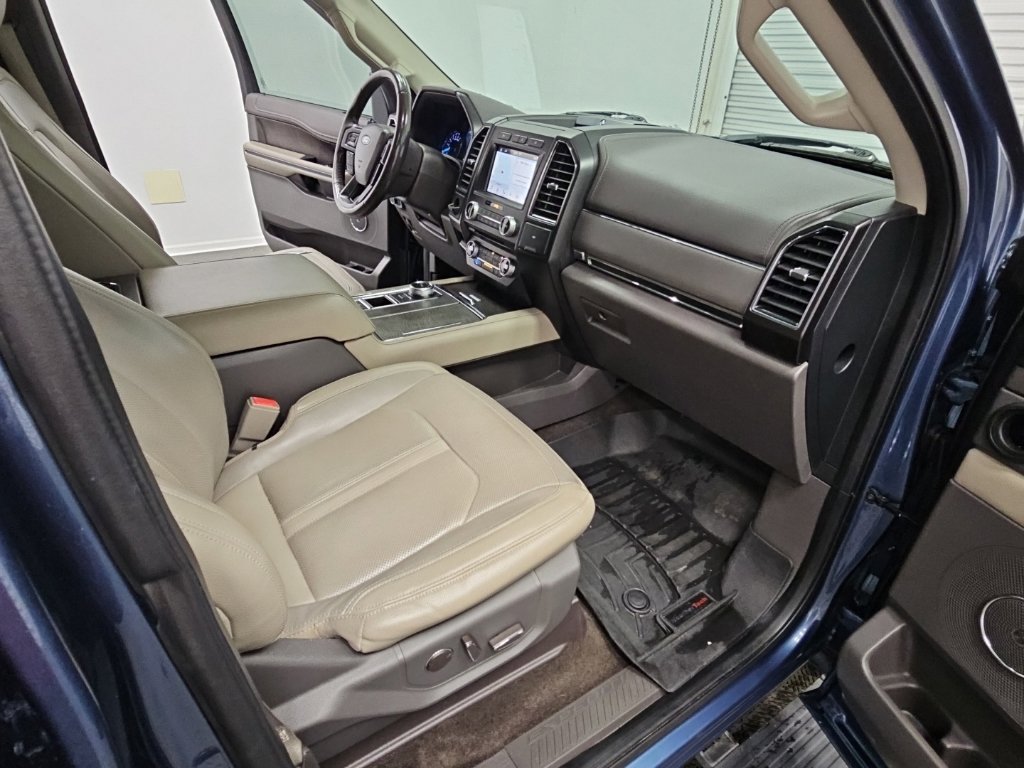 Used 2018 Ford Expedition Limited w/ Equipment Group 301A RWD image 46