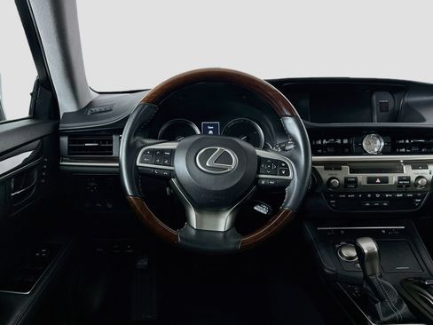 Used 2018 Lexus ES 350 w/ Navigation System Package FWD image 27