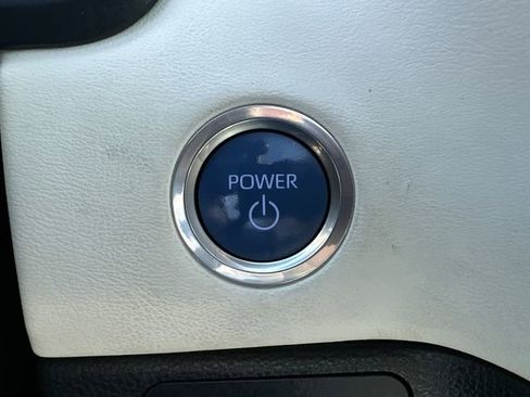 Used 2022 Toyota Tundra Capstone image 37