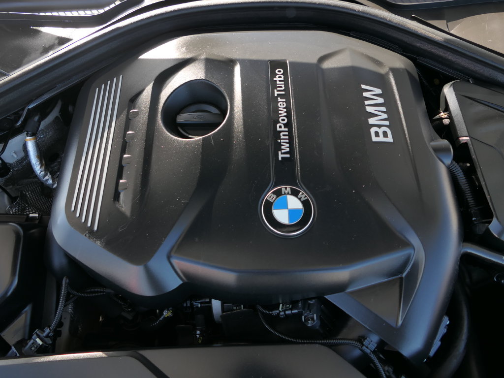 Used 2018 BMW 330i Sedan RWD image 32