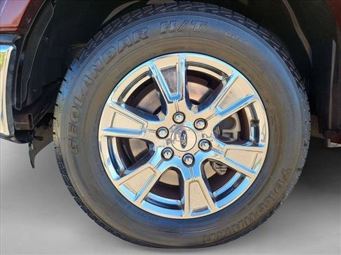 Used 2016 Ford F150 Lariat RWD image 21