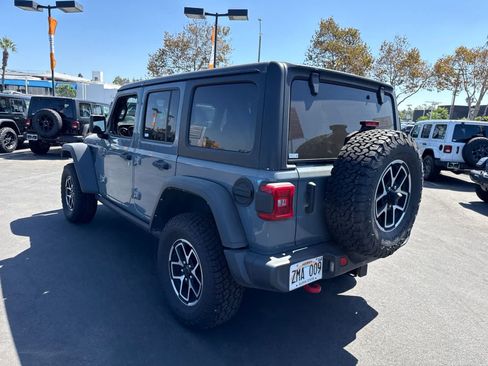 Used 2024 Jeep Wrangler Unlimited Rubicon AWD/4WD image 21