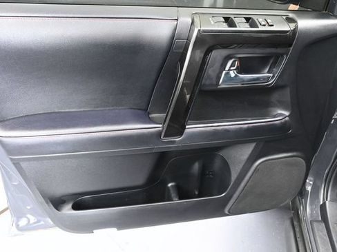 Used 2024 Toyota 4Runner TRD Off-Road Premium w/ Moonroof Package AWD/4WD image 26