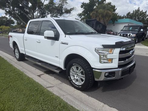 Used 2017 Ford F150 Lariat w/ Equipment Group 501A Mid AWD/4WD image 2
