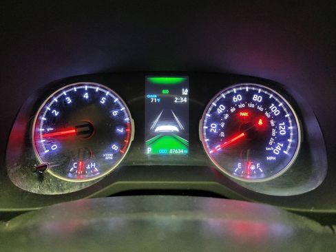 Used 2019 Toyota RAV4 LE w/ All Weather Liner Package image 23