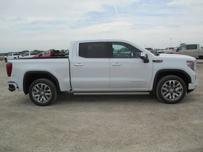 New 2026 GMC Sierra 1500 Denali w/ Denali Reserve Package