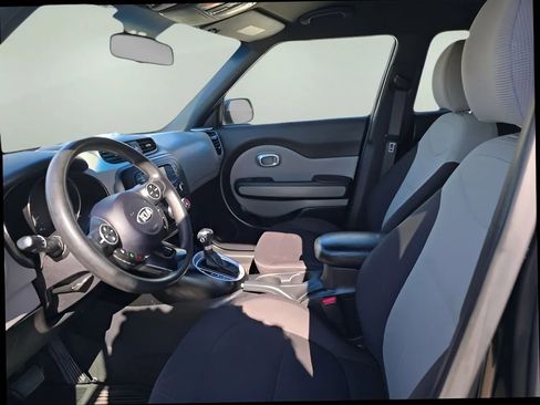 Used 2015 Kia Soul image 10