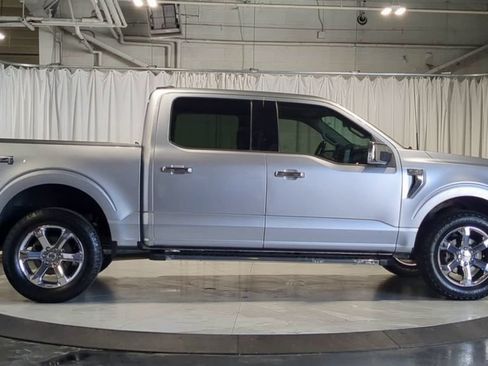 Used 2021 Ford F150 Lariat w/ Equipment Group 502A High AWD/4WD image 11