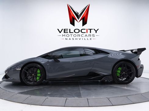 Used 2017 Lamborghini Huracan LP 610-4 AWD/4WD image 9