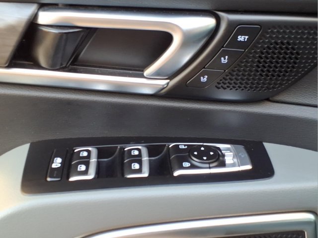Used 2024 Kia Telluride SX Prestige X-Line AWD/4WD image 16