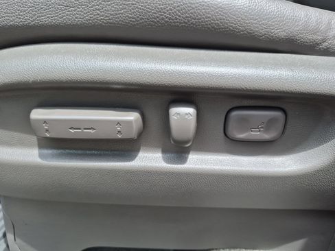 Used 2016 Honda Odyssey Touring Elite image 13