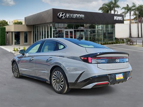 Certified 2025 Hyundai Sonata Limited image 5