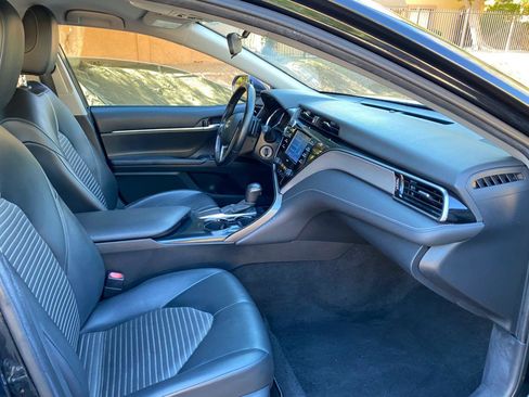 Used 2020 Toyota Camry SE image 52