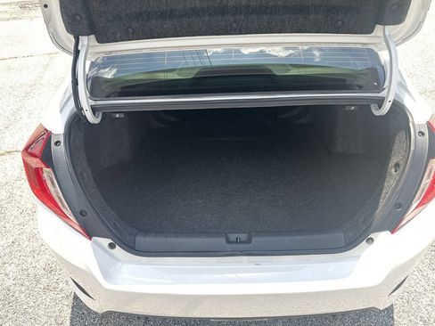 Used 2019 Honda Civic Sport image 18